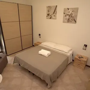 https://domus-amica.it-romehotels.com