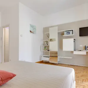 https://dolce-luxury-rooms.it-romehotels.com